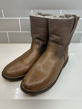 Frye Celia Short Shearling Lined Leather Boots Women’s Size 8